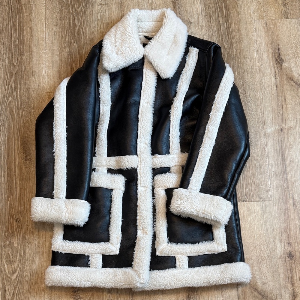 Abercrombie Oversized Sherpa-Lined Vegan Leather Coat - Picture 3 of 7